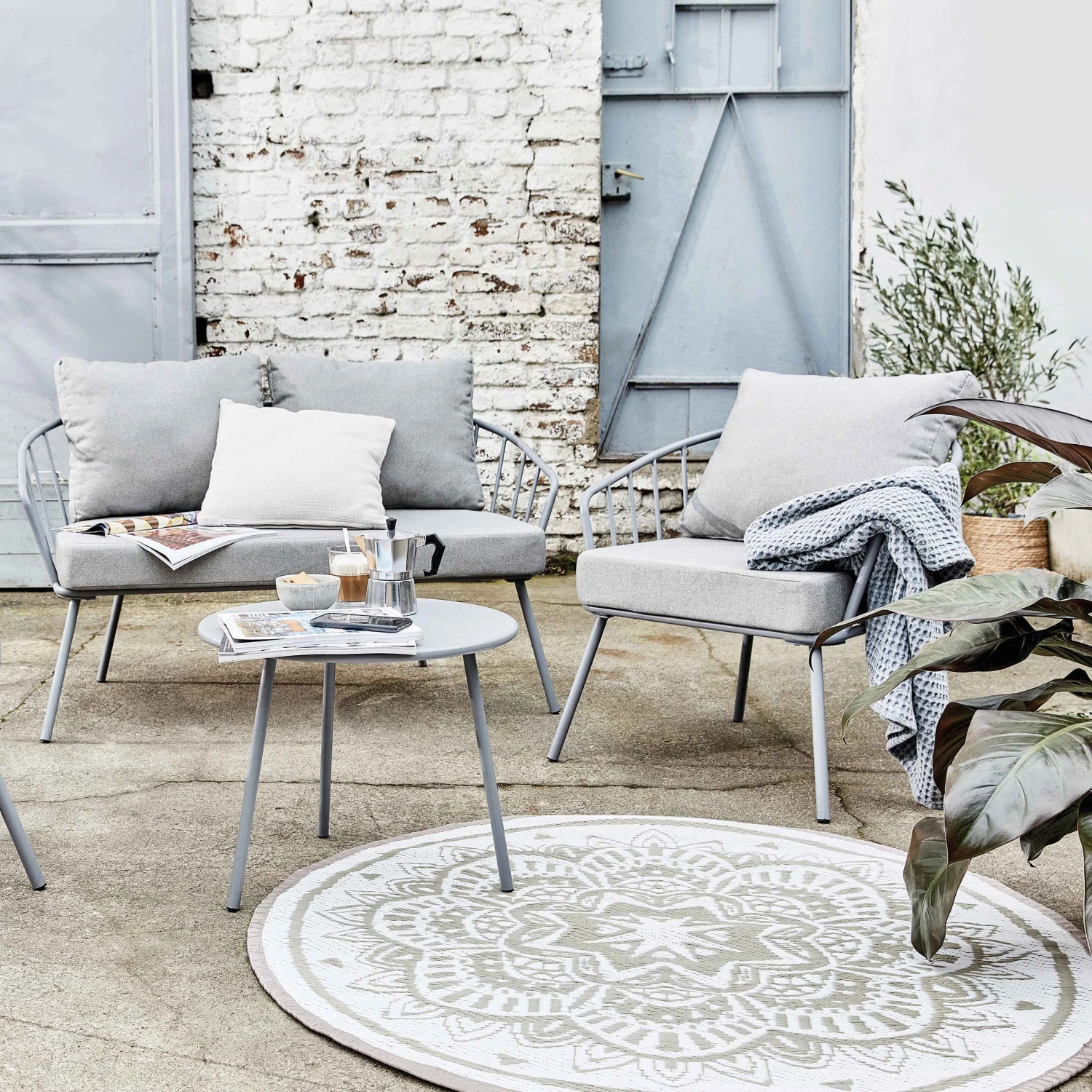 In- & Outdoor-Teppich Flora Ø118cm COLOUR CLASH In Natur-Weiß 4 In- & Outdoor-Teppich Flora Ø118cm COLOUR CLASH In Natur-Weiß – Bild 2