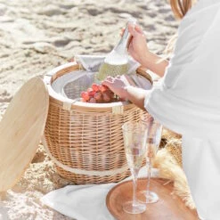 Picknickkorb Inkl. Isolierter Kühltasche THE GREAT OUTDOORS In Natur 21 Picknickkorb Inkl. Isolierter Kühltasche THE GREAT OUTDOORS In Natur -Einrichtungsgeschäft butlers picknickkorb inkl isolierter kuhltasche the great outdoors in natur 8