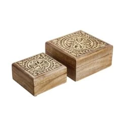 Truhe Mit Schnitzerei L 17 X B 17cm TREASURE In Hellbraun-Gold -Einrichtungsgeschäft butlers truhe mit schnitzerei l 17 x b 17cm treasure in hellbraun gold 5